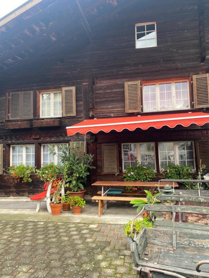 Uncle Eric'S Chalet Matten bei Interlaken Esterno foto