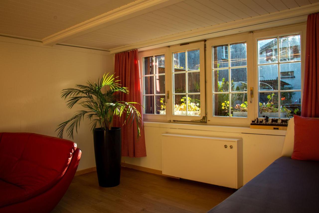 Uncle Eric'S Chalet Matten bei Interlaken Esterno foto